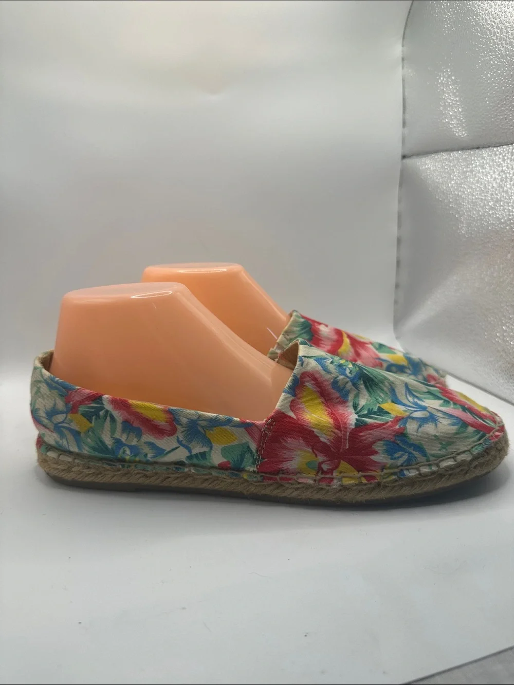 Mossimo Supply Co. vibrant tropical